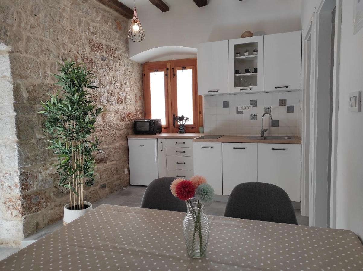 Apartments Bepi Komiža Esterno foto